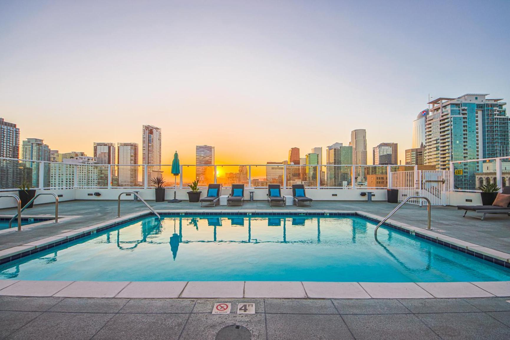 Апартаменты Stunning 1 Bdr 1 Bth, Pool, Jacuzzi Лос-Анджелес Экстерьер фото