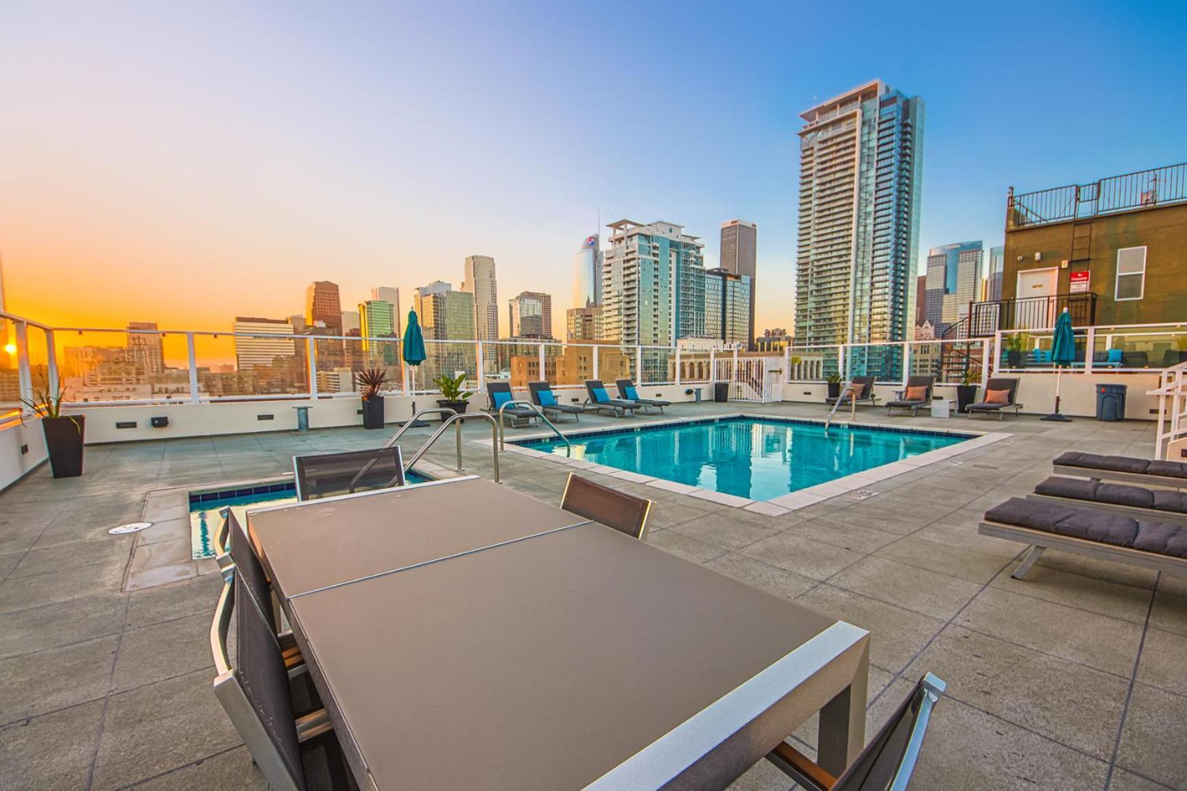 Апартаменты Stunning 1 Bdr 1 Bth, Pool, Jacuzzi Лос-Анджелес Экстерьер фото